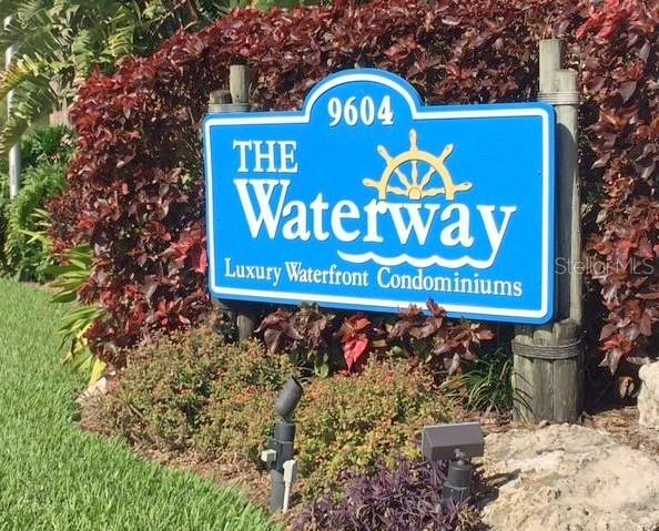 Foto del edificio - 9604 Cortez Rd W