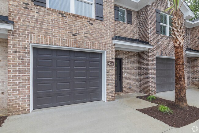 Foto del edificio - 428 Wren Crest Ln