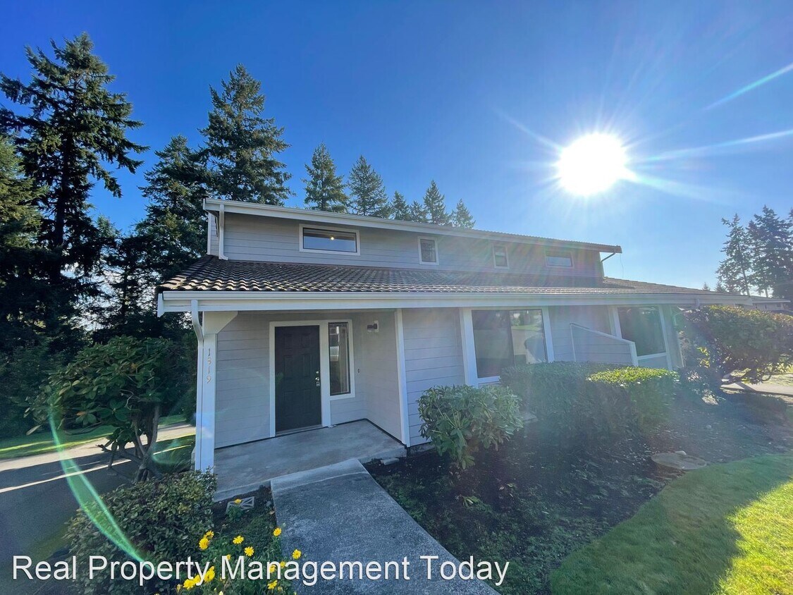 Primary Photo - 2 br, 2 bath House - 1319 Contra Costa Ave...
