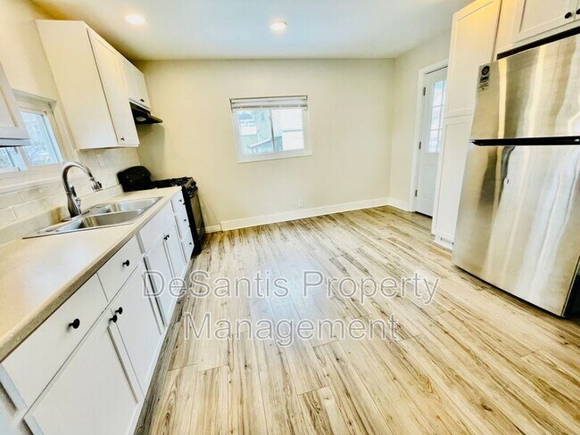 Foto del edificio - 1712 State St