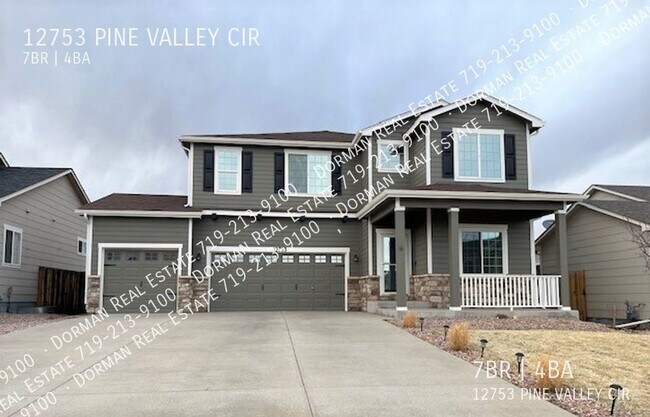Building Photo - Large Single Family with finished basement