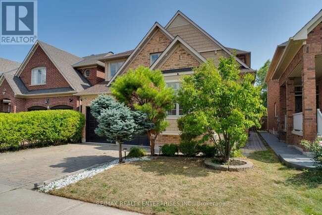 Building Photo - 3256 Escada Dr