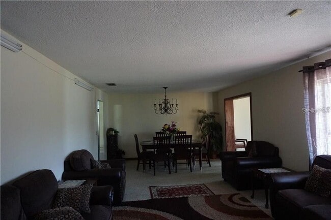 Foto del edificio - 4963 Cedar Bay St