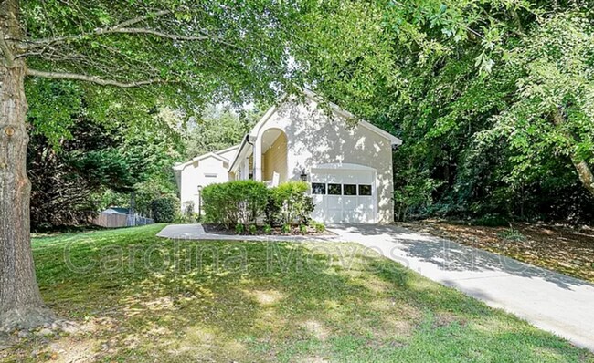 Photo - 25 Venning Ct House