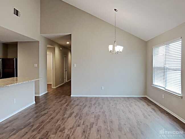 Building Photo - 15451 Bosque Viejo Trl