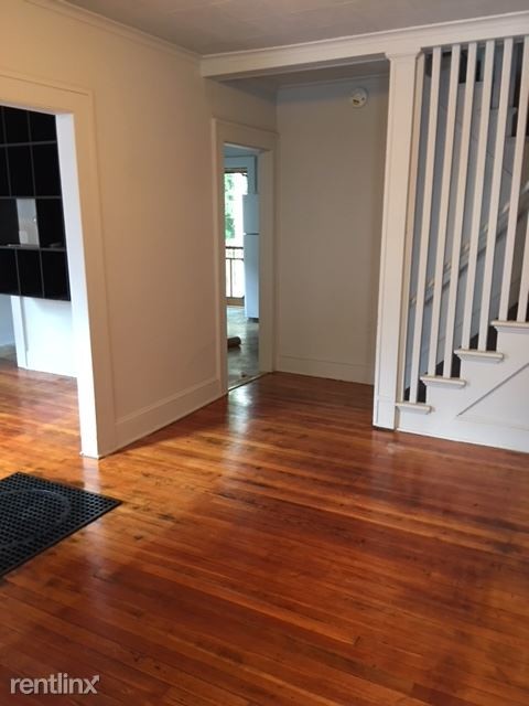 Primary Photo - 164-166 Grove St