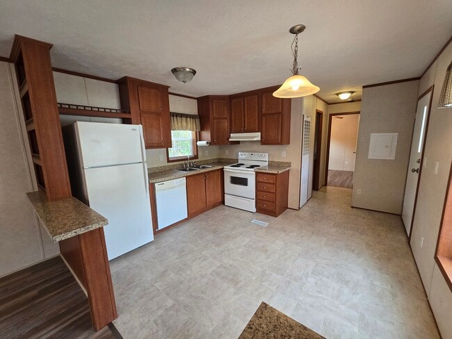 Building Photo - 3783 NY-32