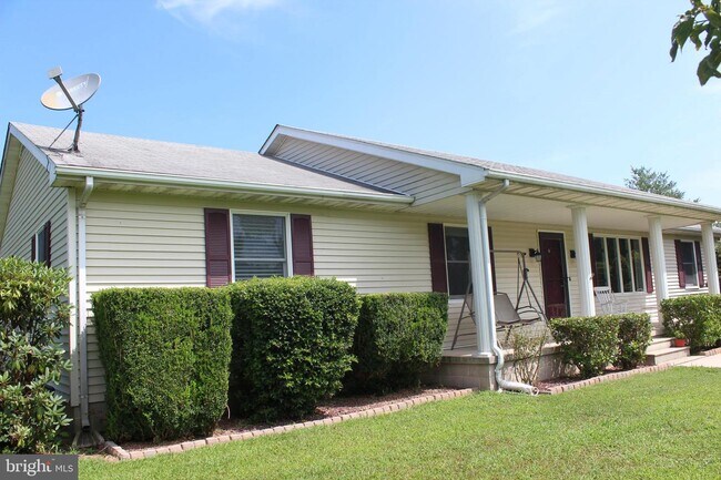 Building Photo - 873 Skeeter Neck Rd