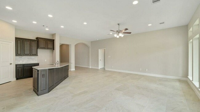 Foto del edificio - 1335 Paradise Creek Ln