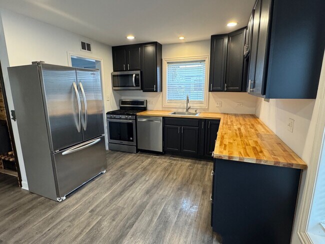 Foto del edificio - 1892 White St