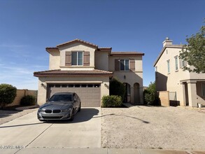 Building Photo - 2841 Hornbeam Rd