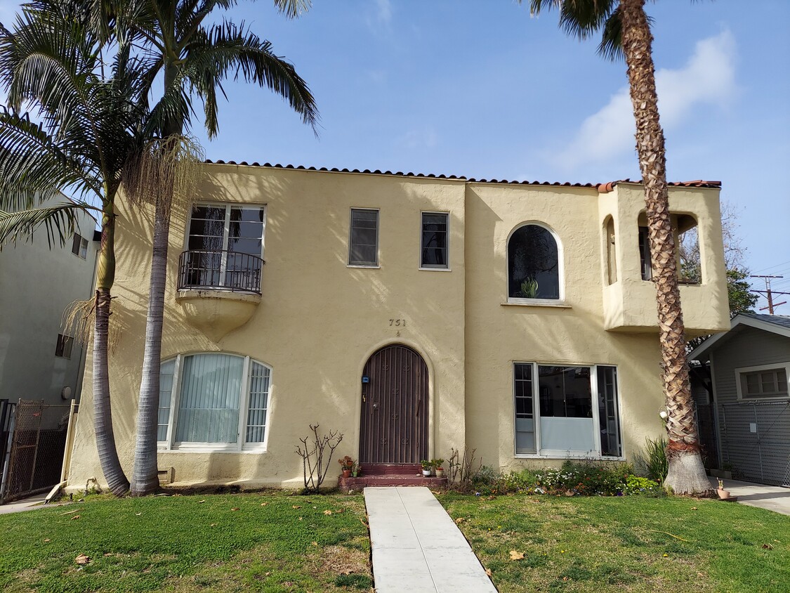 Spanish Quad Plex - 751 N Edinburgh Ave