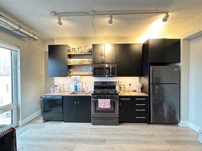 Foto del edificio - 941 W Belmont Ave