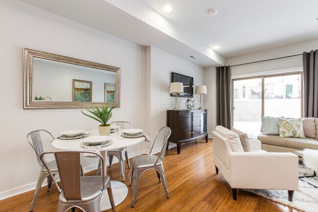 Foto del edificio - 1608 Ridge Ave