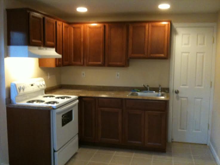 Kitchen - 382 Echo Ave