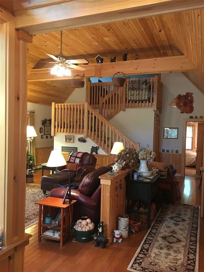 Building Photo - 3 bedroom in Holderness NH 03245