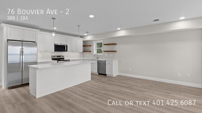 Foto del edificio - 76 Bouvier Ave
