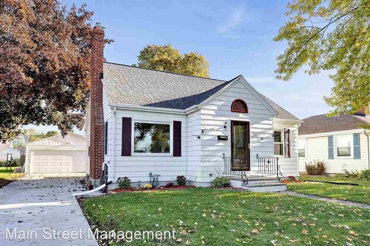 Primary Photo - 3 br, 1.5 bath House - 1629 East Mason St