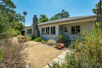 Building Photo - 1460 N Marengo Ave