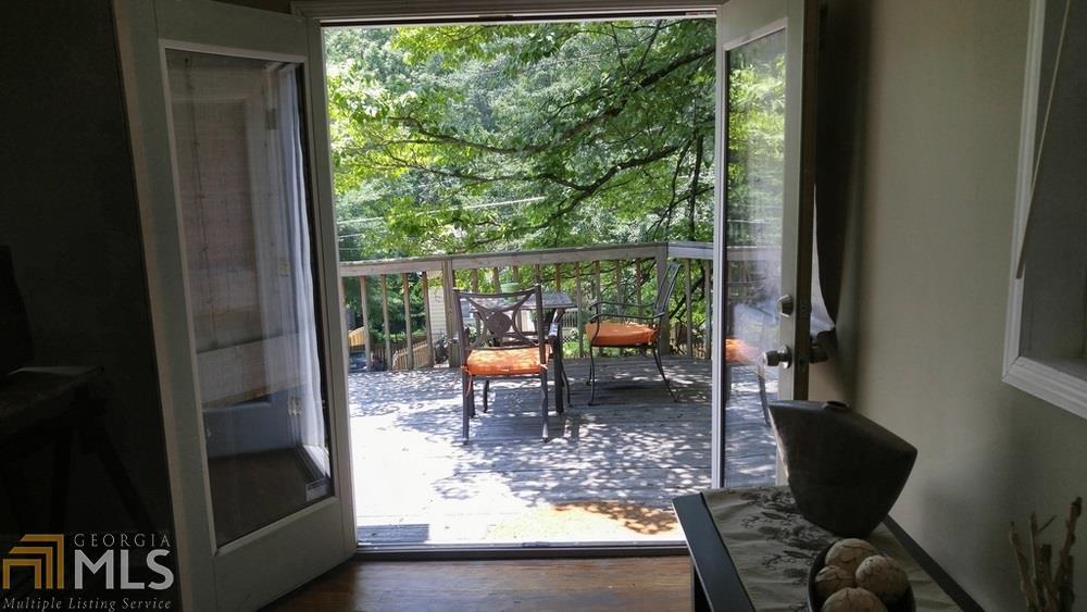 Foto principal - 27 Lakeview Dr NE