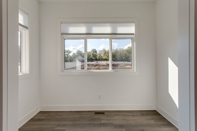 Foto del edificio - 1611 Marshall Hollow Dr