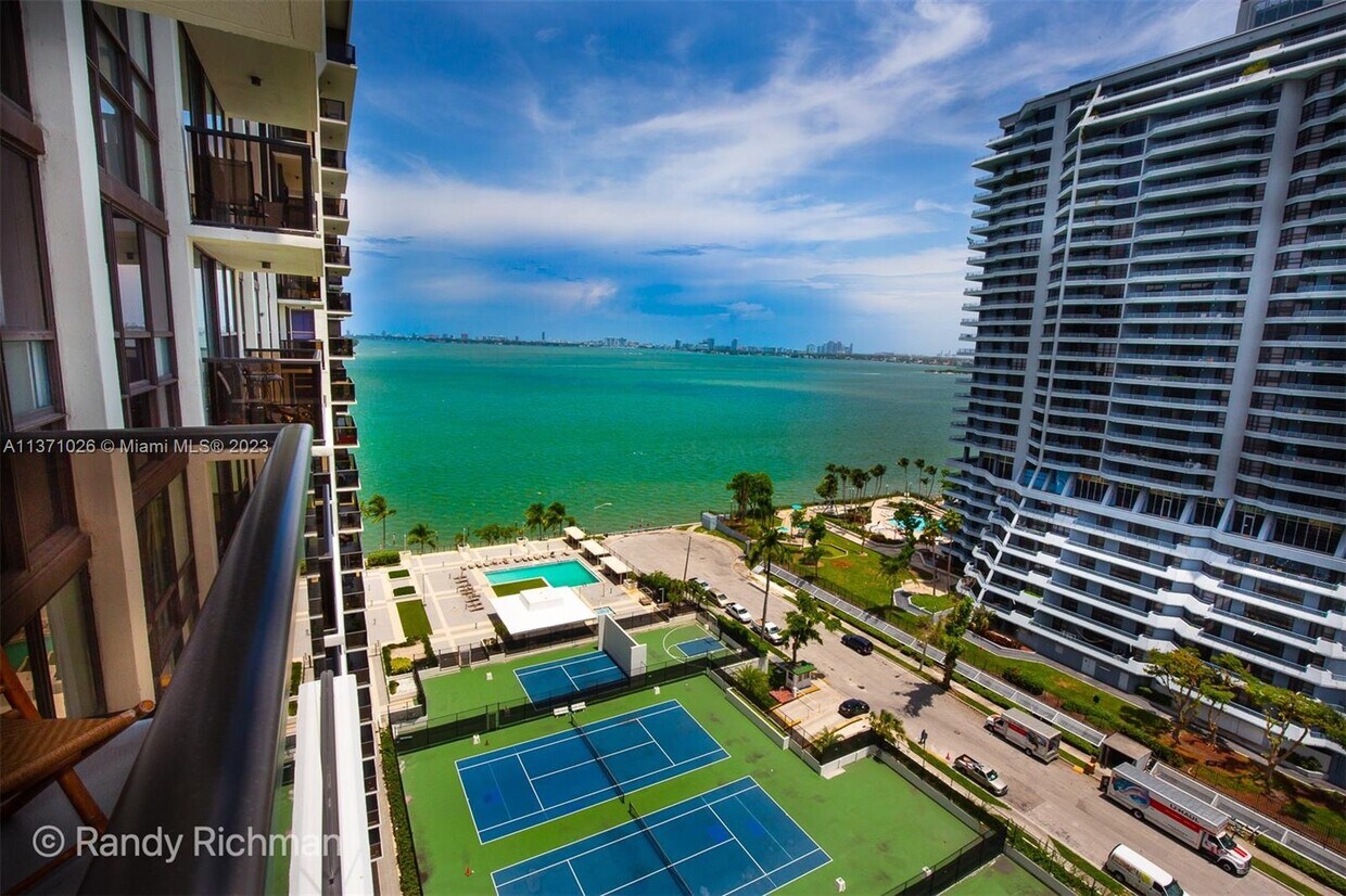 600 NE 36th St Unit PH3, Miami, FL 33137 Condo for Rent in Miami, FL