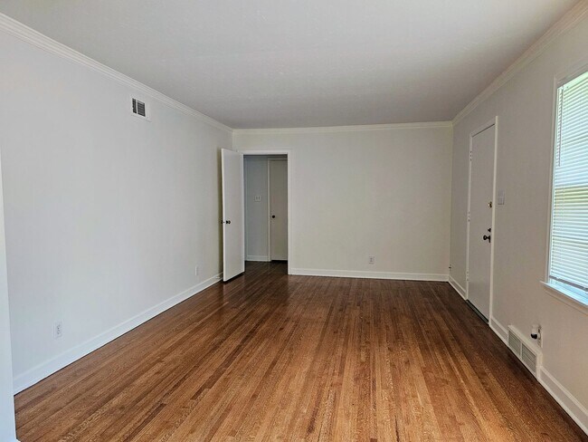 Foto del edificio - 4762 Verne Rd