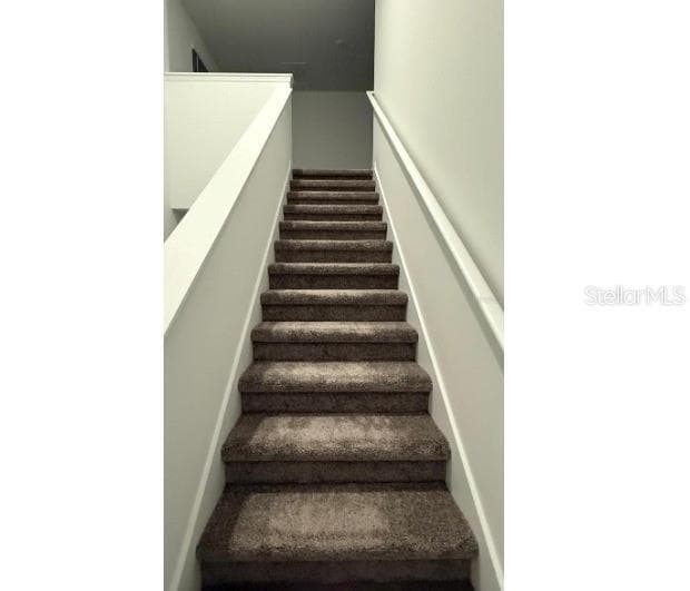 Building Photo - 5695 Nispero Wy