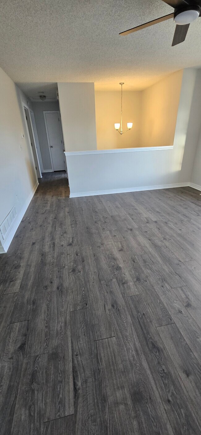 Foto del edificio - 17163 E Tufts Ave