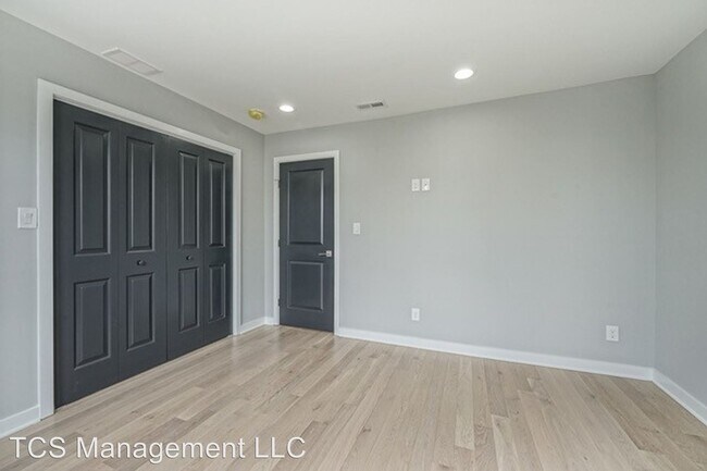 Building Photo - 3 br, 1 bath House - 2027 S. Bucknell St.