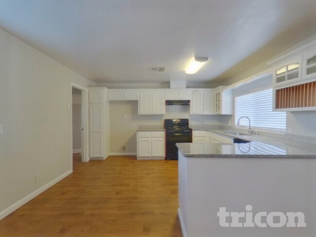 Foto del edificio - 304 Robert St