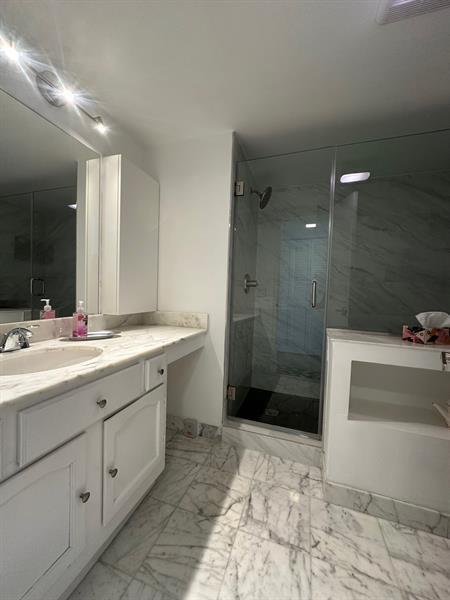 Foto del edificio - 1370 S Ocean Blvd