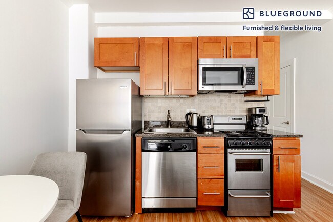 Foto del edificio - 240 W 73rd St