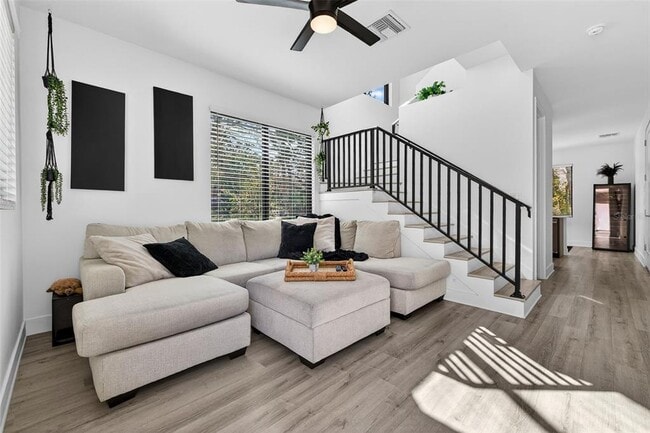 Building Photo - 8706 Palm Ranches Pl