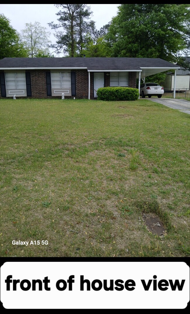 Foto del edificio - 6916 Bradshaw Dr