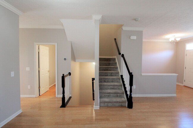 Building Photo - Upscale townhome  with attached garage for rent in the Townes at Bluestone!