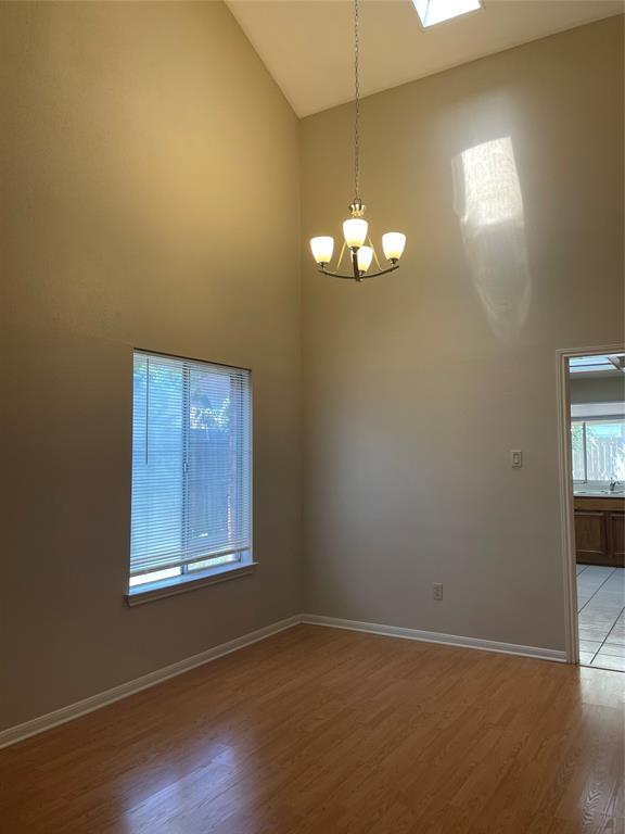 Foto del edificio - 9126 Elk Bend Dr