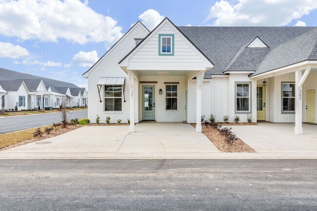 Foto del edificio - New Construction Upscale Single Story Townhome in Gated Community