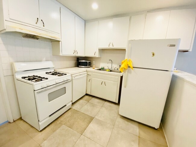 Foto del edificio - 2300 Oak St