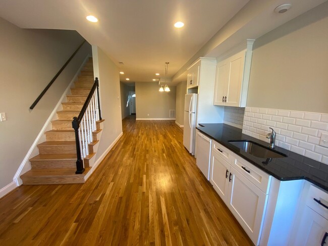 Foto del edificio - Renovated Three Bedroom VCU Area Home With...