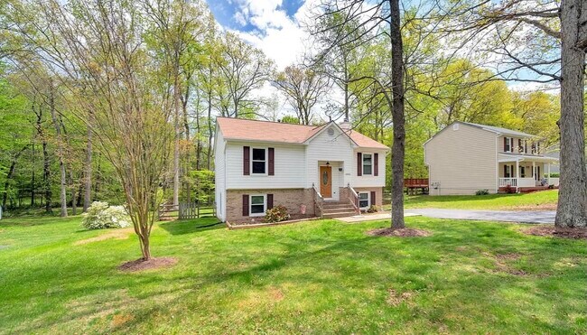 Building Photo - 10705 Cobblestone Dr