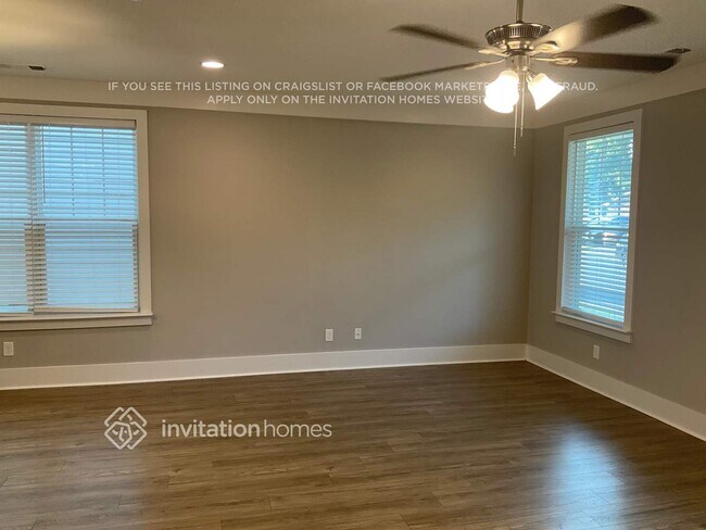 Foto del edificio - 253 Founders Ln