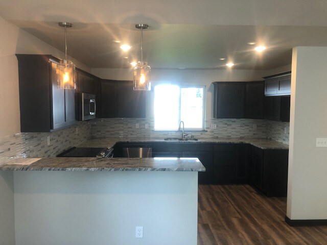 Building Photo - 1112 S Sun Devil Ct