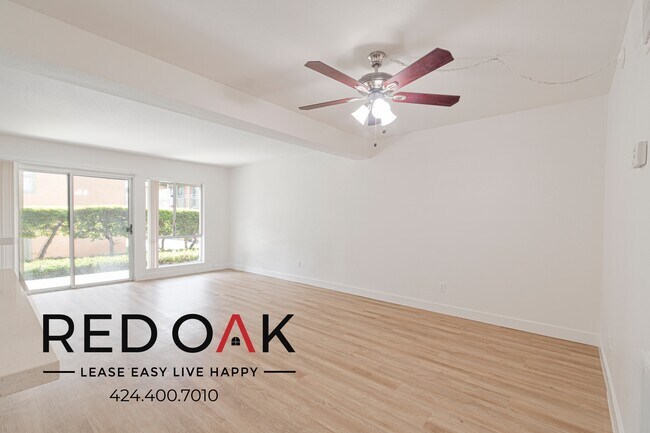 Building Photo - 855 S Citrus Ave