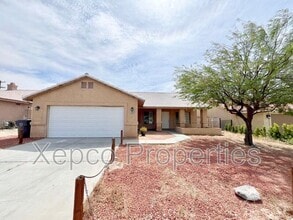 Building Photo - 16040 Via Vista