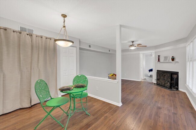 Foto del edificio - 2811 Edridge Ct