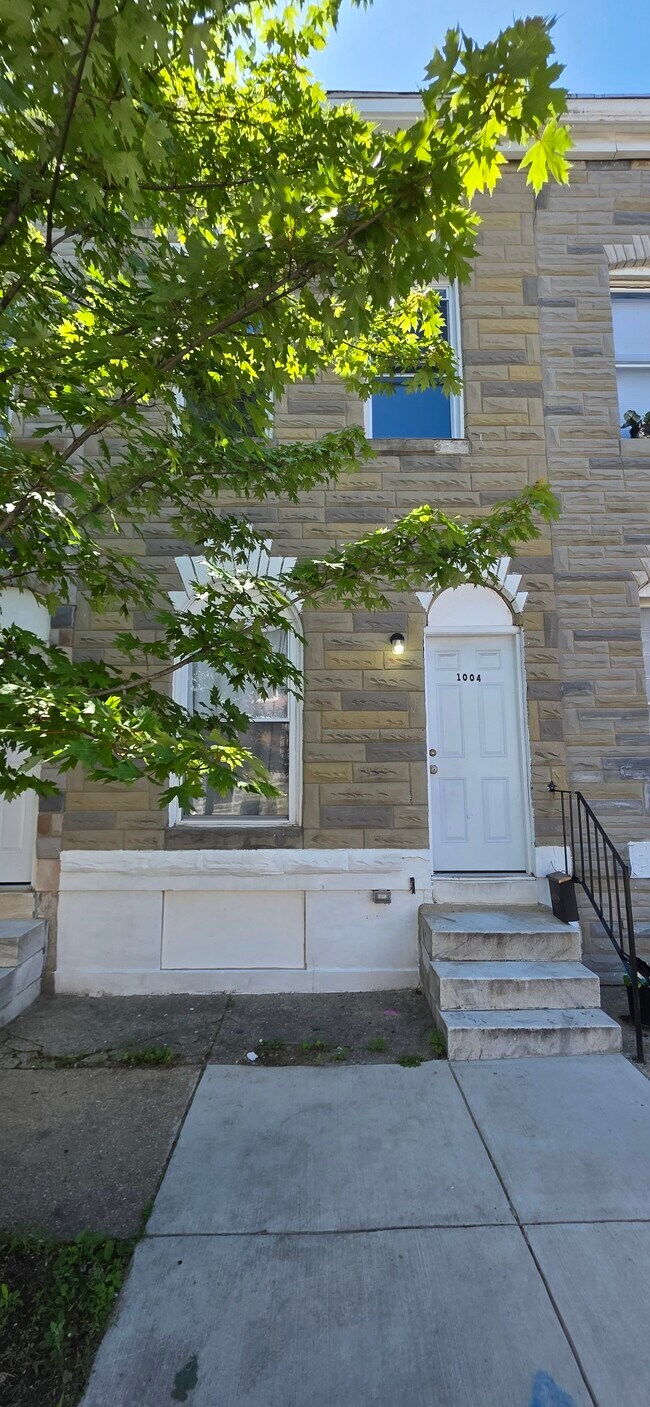 Foto del edificio - 1004 Appleton St