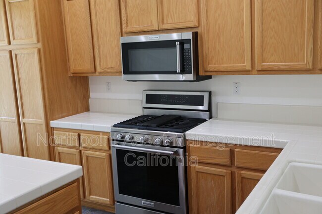 Building Photo - 5067 Brimley Way