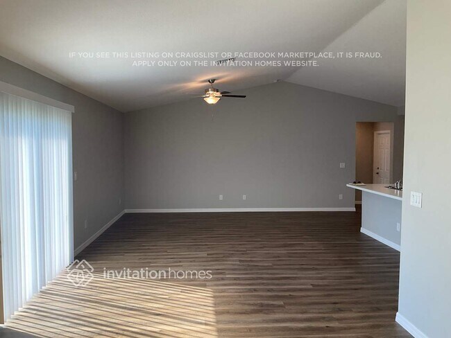 Building Photo - 25178 Alicante Dr