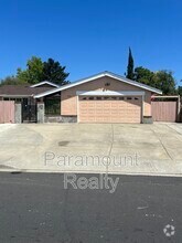 Building Photo - 974 Coral Dr